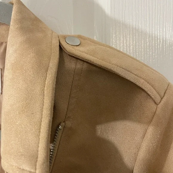 BB Dakota Tan Faux Suede Large Size Moto Jacket with Two Zippered Pockets - Picture 5 of 8